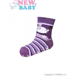 Kojenecké froté ponožky New Baby s ABS fialové s kytičkami
